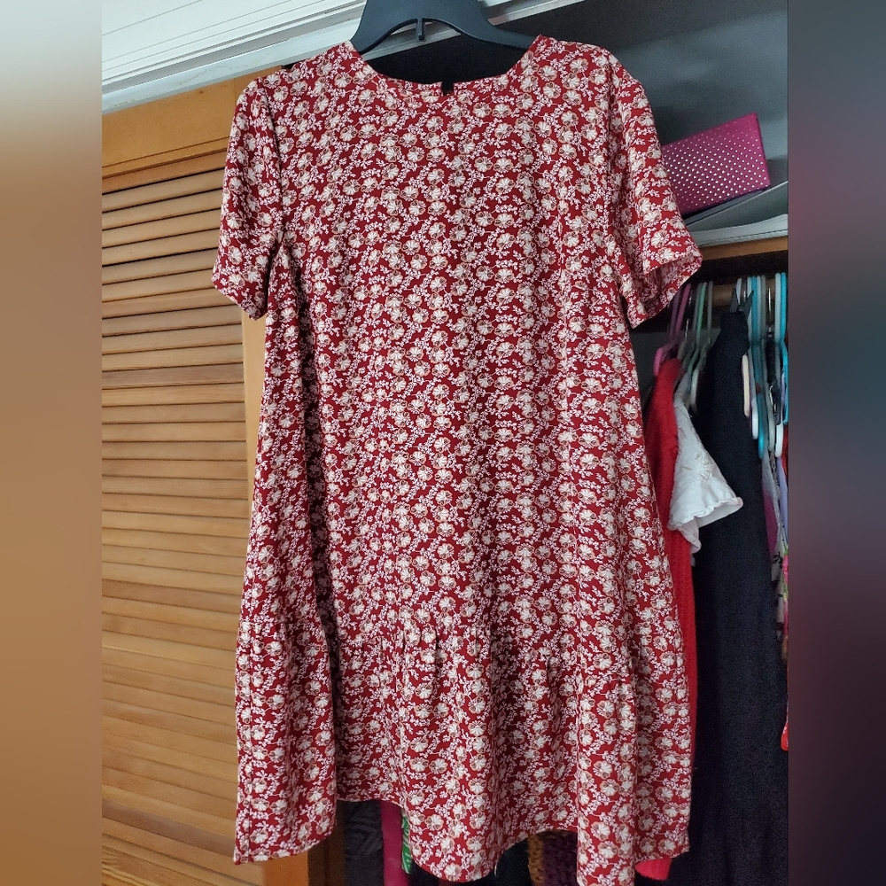 Loft medium dress red floral